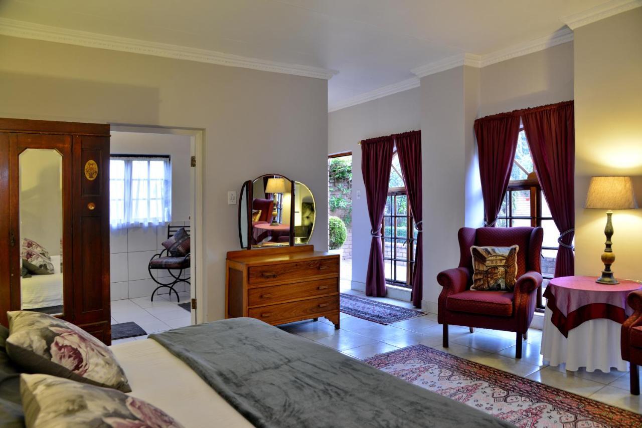 מידרנד Owls Loft Guest House מראה חיצוני תמונה